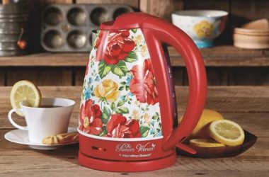 The Pioneer Woman Electric Kettle Just $19.99 (Reg. $35)!